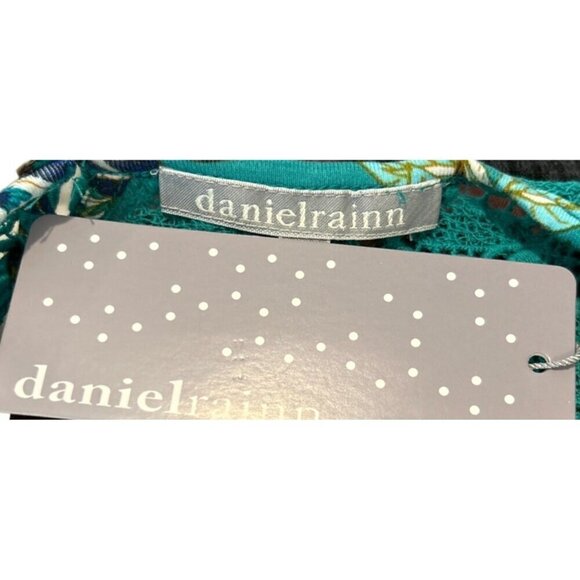 Daniel Rainn Sleeveless Green Crochet Lace Floral Print Cutout Top Tunic Size 3X - Picture 7 of 8